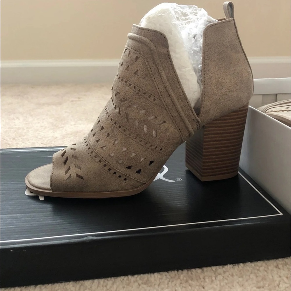 Cupid booties brand new! - Picture 2 of 2